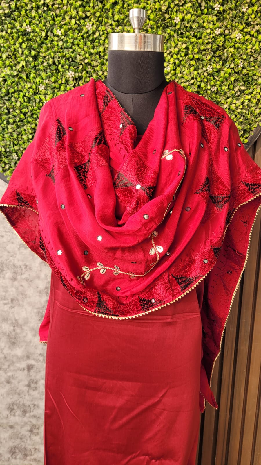 Mahroon / red Phulkari dupatta with Gota patti